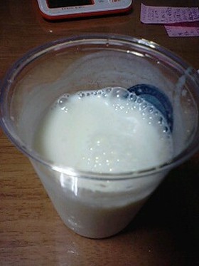 超簡単!牛乳でなんちゃって飲むヨーグルト