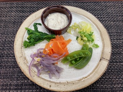 温野菜サラダ豆腐ディップ添えの写真