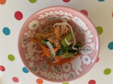 手軽に野菜+１皿！小松菜のレンチンナムルの写真