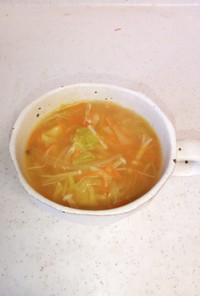 えのきとせん切り野菜の塩麹スープ