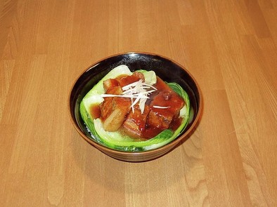 中華風豚の角煮丼の写真