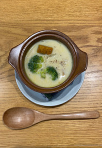 ブロッコリーとかぼちゃの豆乳スープ			の写真