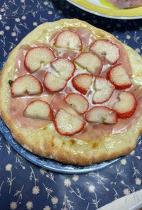 アリサ風いちごと生ハムのピザ