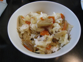 いなり寿司にも応用可能!な,混ぜご飯☆