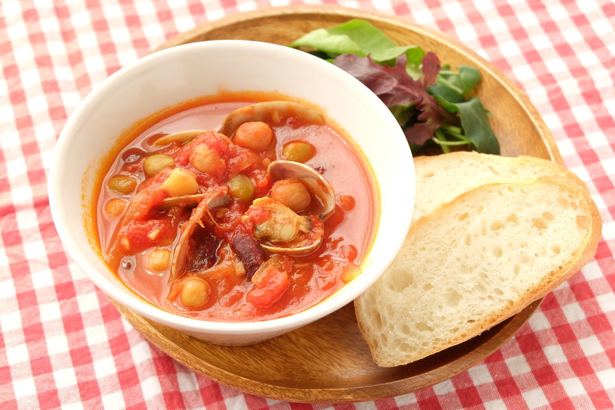 アサリと豆のトマトスープの画像