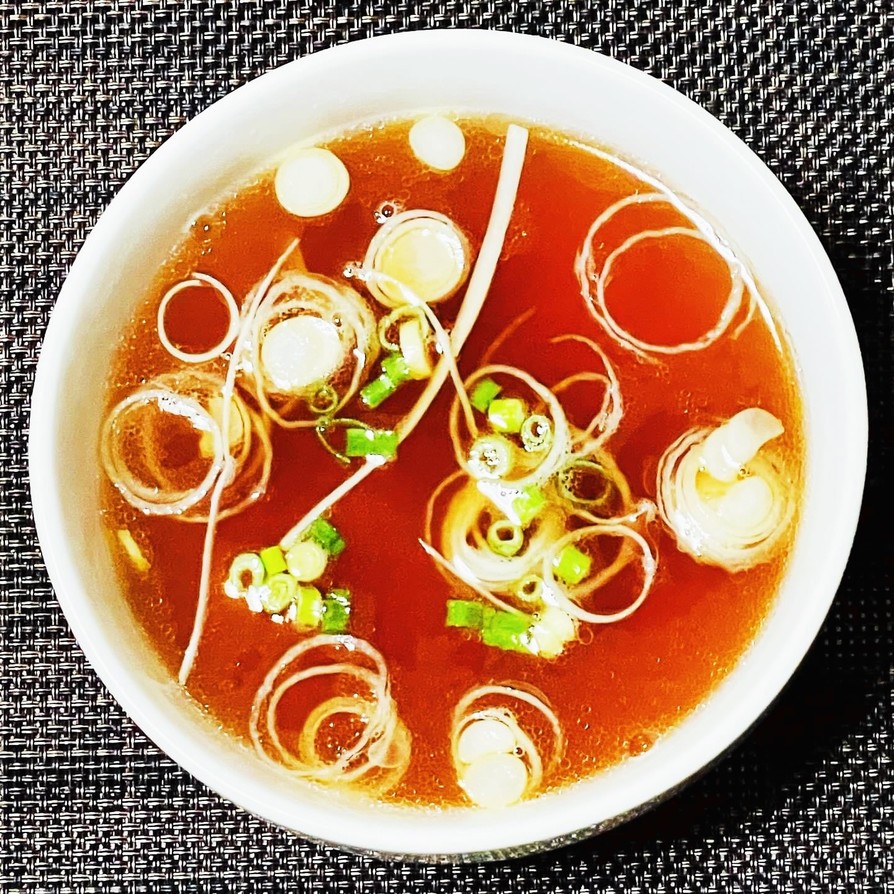 炒飯についてくるスープの画像