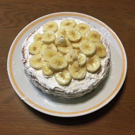 ホイップクリームナッペバナナケーキ