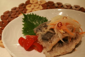 ごま油の香が◎ 鯵の南蛮漬け