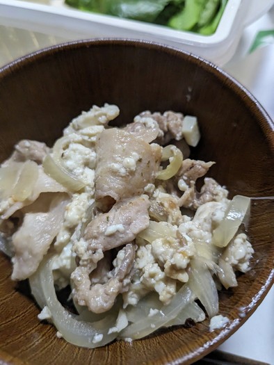 ZEPPIN★豚肉と豆腐の旨々丼の写真