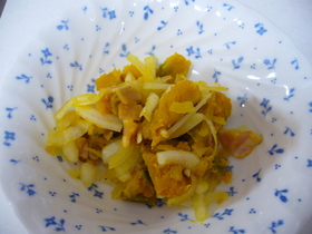 レンジでチンカボチャと新たまねぎのサラダ