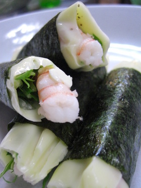 かぶりつき☆海老と水菜のチーズサラダ