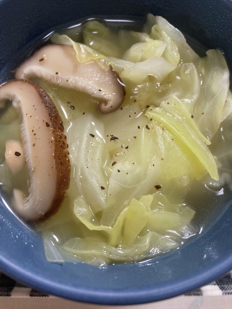 キャベツと干し椎茸と生姜のスープ♪の画像