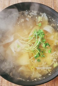 ワンタンスープ☆餃子の皮☆簡単昼食☆夕食