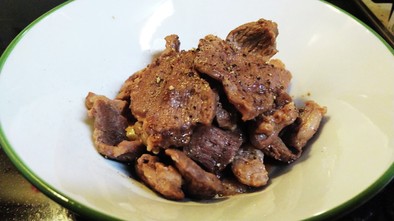 豚ハラミとカシラの焼き肉　今日の夜ご飯の写真