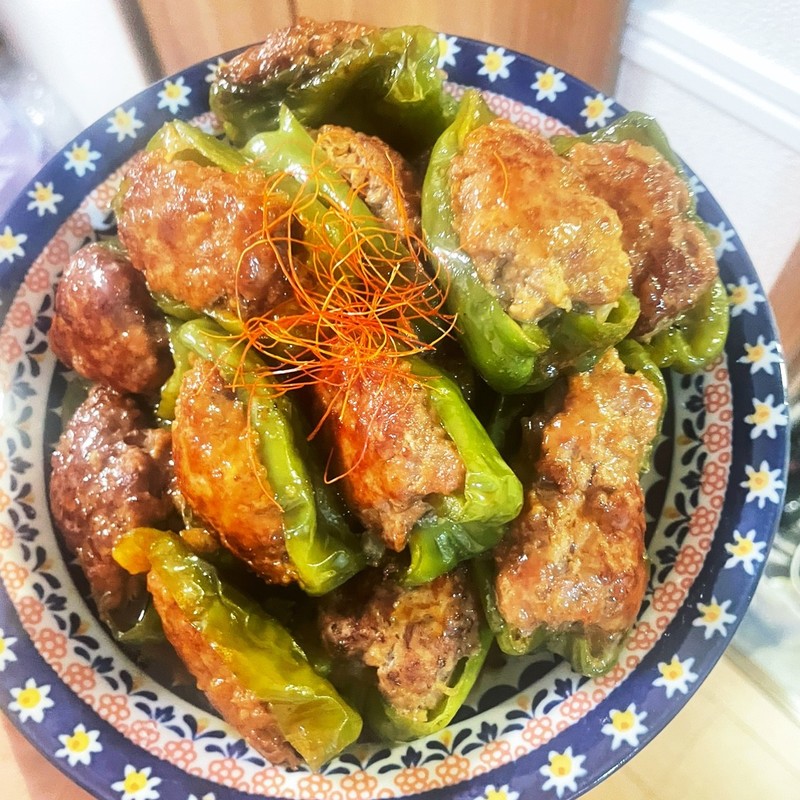 カニとベーコンのピーマン肉詰めのレシピ