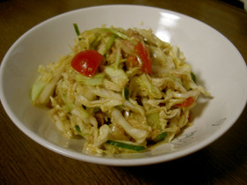 野菜たっぷり!ごまドレッシングのサラダ