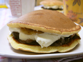 HMであんチーズどら焼き