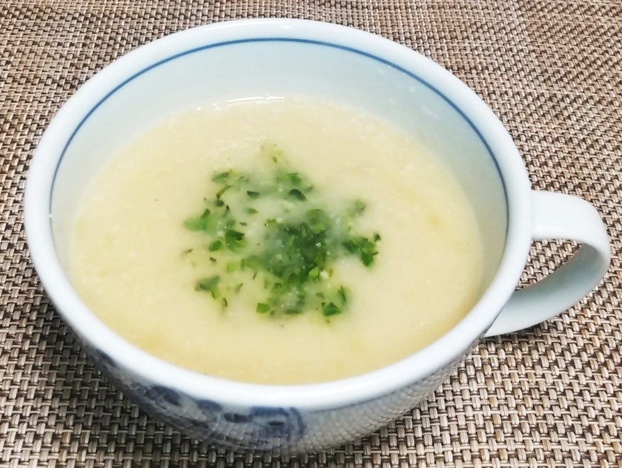 残り野菜で白い野菜スープの画像