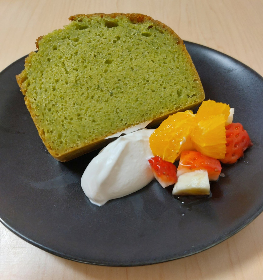 小松菜のパウンドケーキの画像
