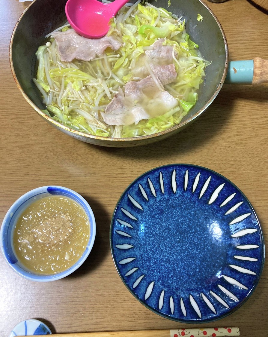 野菜と豚肉のおろし鍋の画像