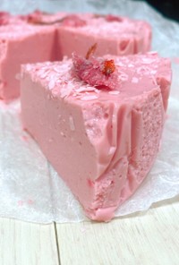 簡単桜豆乳レアチーズケーキ