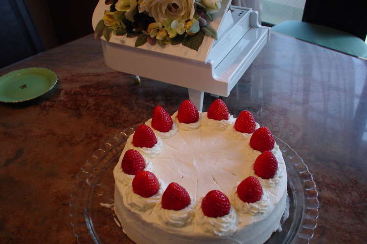 苺のバースデーケーキ クリスマスケーキ レシピ 作り方 By Exile Love クックパッド 簡単おいしいみんなのレシピが357万品