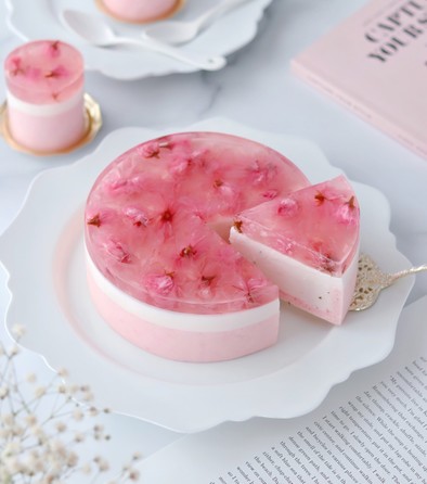 桜ムースケーキの写真