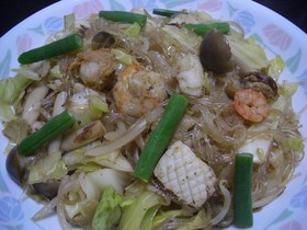ヘルシー!野菜たっぷりシーフード春雨