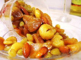 ケーキの具に!フルーツ+ナッツのラム漬け