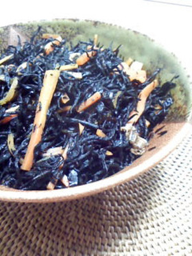 圧力鍋で簡単 ひじきの煮物