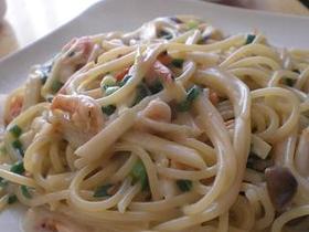 桜えびとたけのこのクリームパスタ