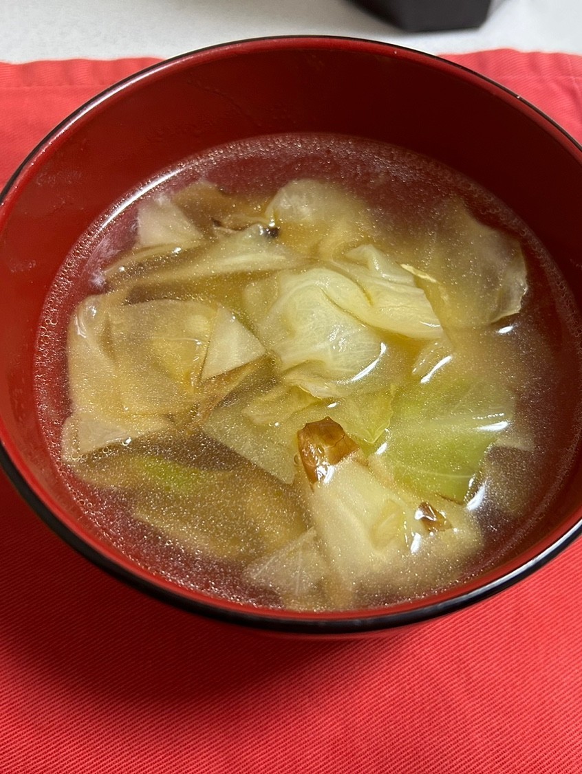 生姜香るキャベツと人参の中華風スープの画像