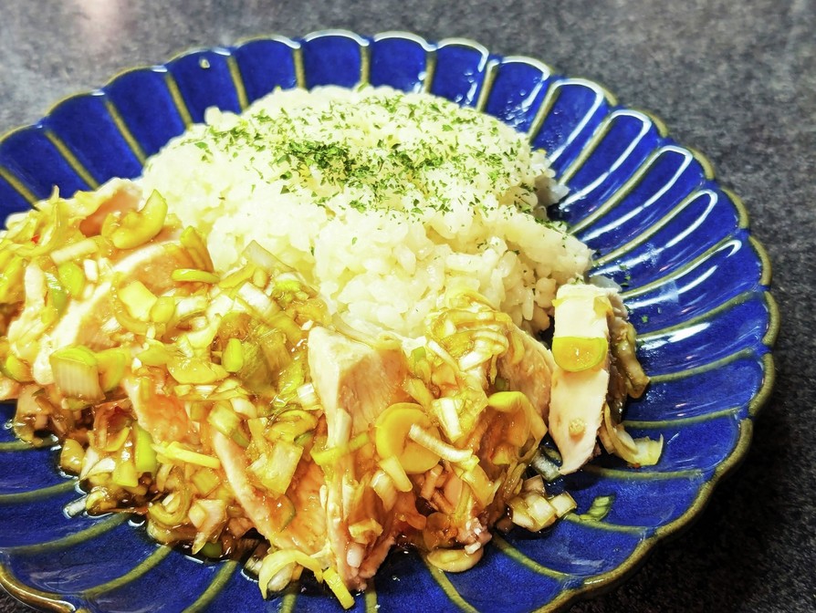 炊飯器レシピ！鶏胸肉のいしりカオマンガイの画像