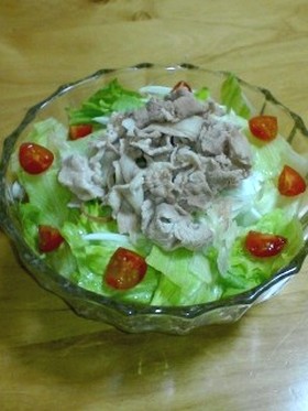 肉が柔らかな冷しゃぶサラダ