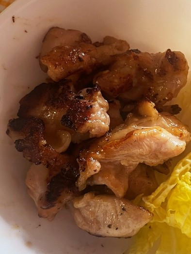 鶏胸肉のニンニク醬油焼きの写真