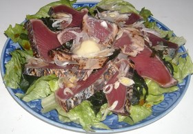 レタス&わかめ&玉葱&鰹のたたきサラダ