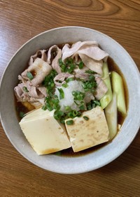 お鍋うどん 【豚バラ・豆腐・ねぎ】