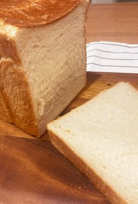 焼きたて最高☆正方形一斤食パン