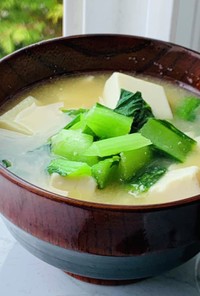ダイエット美容に豆腐と小松菜の味噌汁♡