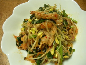 野菜がいっぱいキムチ炒め