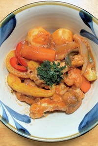 鶏手羽元と洋風野菜と里芋のトマト煮