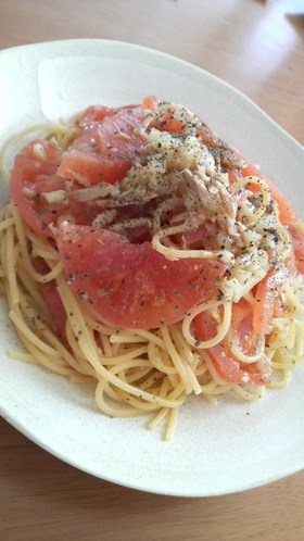 ひんやりさっぱりトマトの冷製パスタ