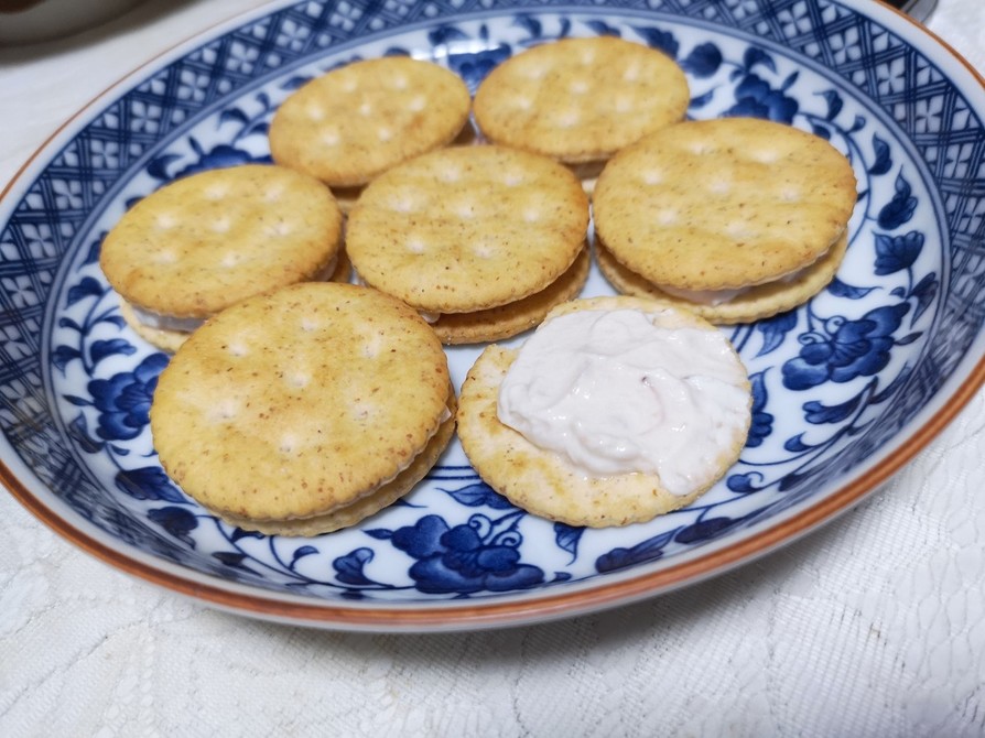 クリームチーズのクッキーサンド☆の画像