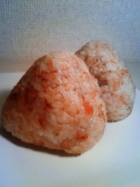 焦がし味噌マヨおにぎり(おかか入り)