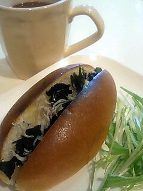 ++チーズ&しらすの和風ホットドック++