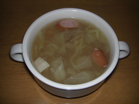 生姜入りコンソメスープ