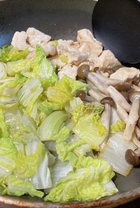 白菜と胸肉のフライパン蒸し