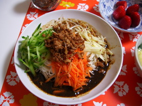 そうめんでビビン麺!