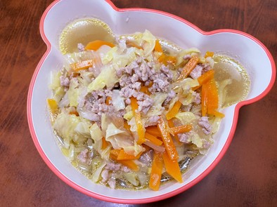 【幼児食】野菜と豚肉のラーメンの写真