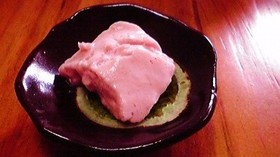 お肌プル♪イチゴのムース・アロエ入り
